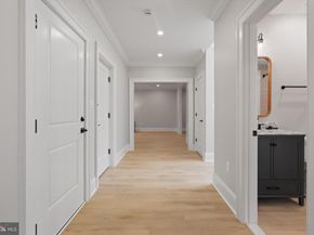 2541 23rd Road N, Arlington VA 22207