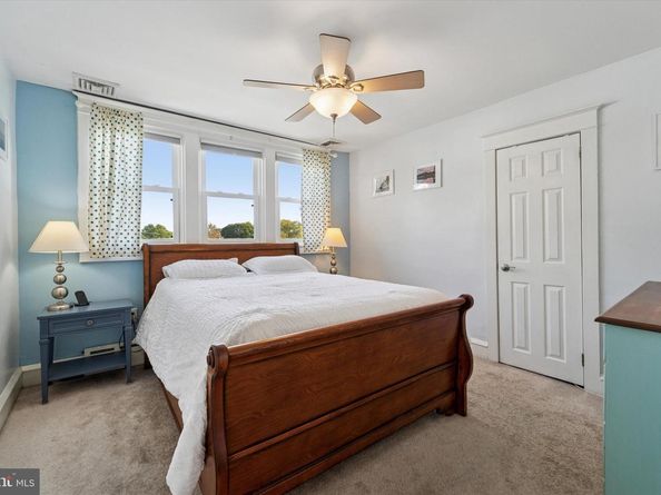 339 Sutton Avenue, Folsom PA 19033