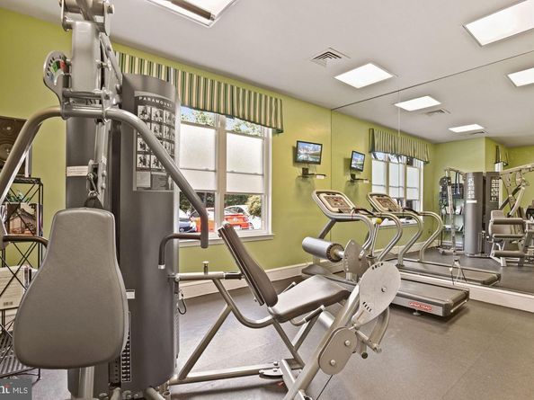 12913 Alton Square 210, Herndon VA 20170