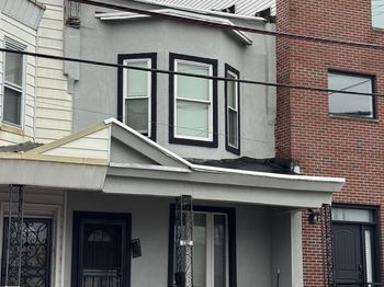 3048 W Oxford Street