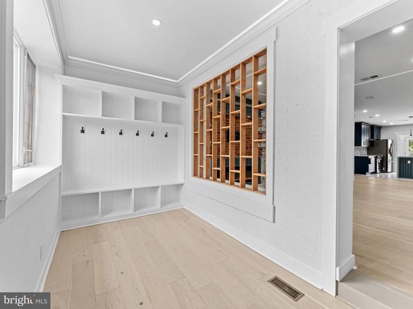 612 S 51st Street, Philadelphia PA 19143