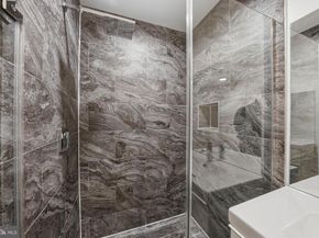 1512 F Street NE 2, Washington DC 20002