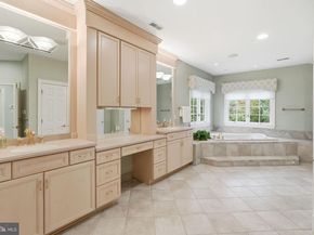 904 Mackall Avenue, Mclean VA 22101