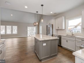 102 Harvey Road 1PS, Wallingford PA 19086