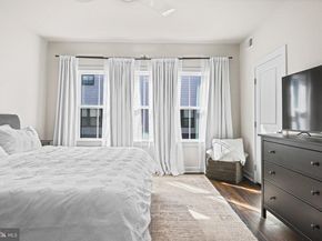 13007 Hattontown Square, Herndon VA 20171