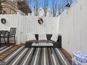 216 N Pitt Street, Alexandria VA 22314