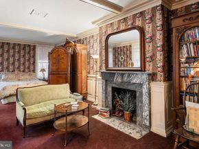 1017 Clinton Street, Philadelphia PA 19107