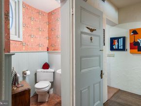 1017 Clinton Street, Philadelphia PA 19107