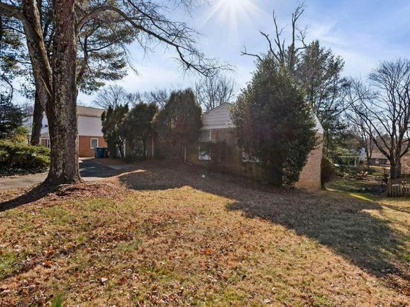7923 Lewinsville, Mclean VA 22102