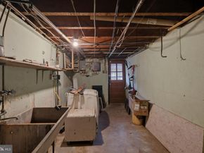 2913 Knorr Street, Philadelphia PA 19149