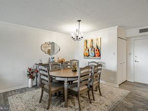 10713 Valley Forge Circle 713, King Of Prussia PA 19406
