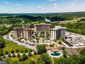 10713 Valley Forge Circle 713, King Of Prussia PA 19406