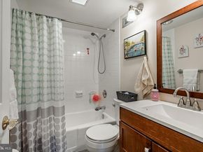 10713 Valley Forge Circle 713, King Of Prussia PA 19406