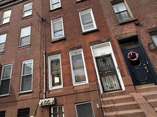 1410 S 9TH Street, Philadelphia PA 19147