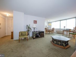 1901 John F Kennedy Boulevard 718, Philadelphia PA 19103