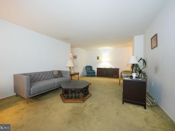 1901 John F Kennedy Boulevard 718, Philadelphia PA 19103