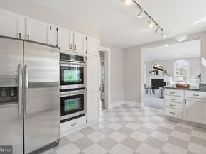 1805 Army Navy Drive, Arlington VA 22202