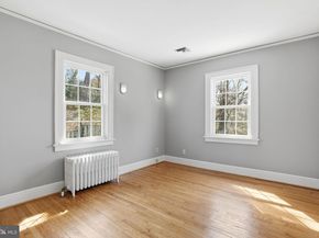 1805 Army Navy Drive, Arlington VA 22202