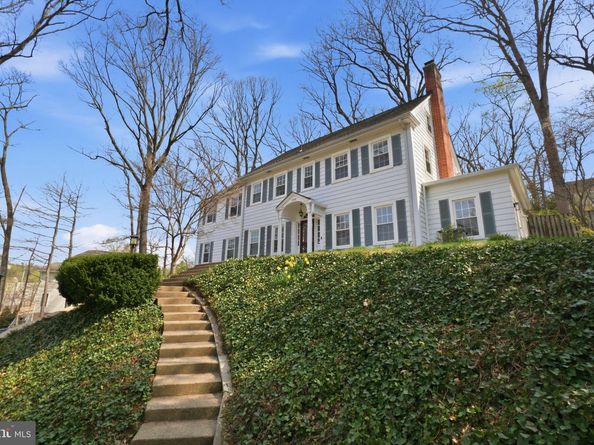 1805 Army Navy Drive, Arlington VA 22202