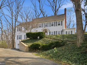 1805 Army Navy Drive, Arlington VA 22202