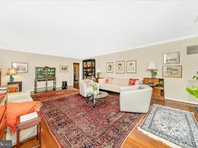 800 25TH Street NW 1003, Washington DC 20037