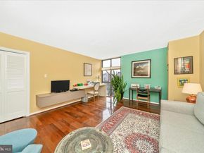 800 25TH Street NW 1003, Washington DC 20037