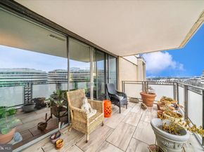 800 25TH Street NW 1003, Washington DC 20037