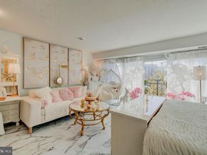 700 7TH Street SW 313, Washington DC 20024