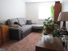 12032 Farwell Road, Philadelphia PA 19154
