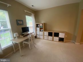 5042 Grimm Drive, Alexandria VA 22304