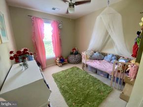 5042 Grimm Drive, Alexandria VA 22304