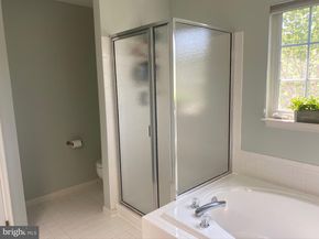 5042 Grimm Drive, Alexandria VA 22304