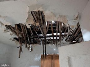 1911 N Napa Street, Philadelphia PA 19121