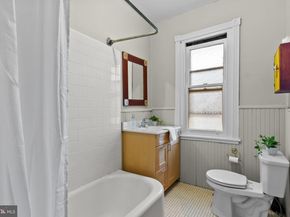 221 Wayne Avenue, Narberth PA 19072