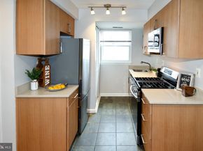 1627 Massachusetts Avenue SE 302, Washington DC 20003