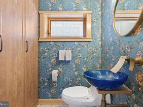 614 S 10TH Street, Philadelphia PA 19147