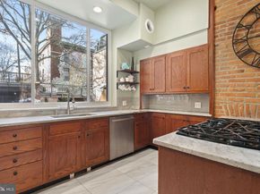 614 S 10TH Street, Philadelphia PA 19147