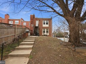 2200 15TH Street NE, Washington DC 20018