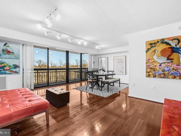 2230 George C Marshall Drive 806, Falls Church VA 22043