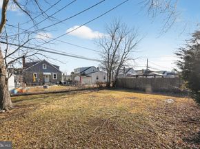 1212 Meadow Road, Woodlyn PA 19094