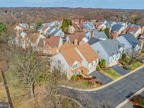 7506 Silver Maple Lane, Falls Church VA 22042