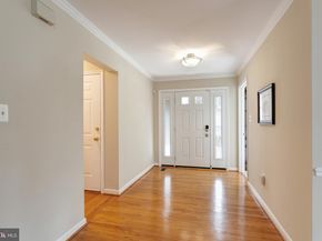 7506 Silver Maple Lane, Falls Church VA 22042