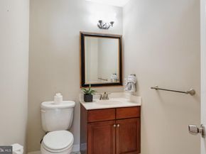 7506 Silver Maple Lane, Falls Church VA 22042