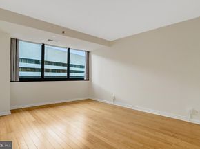1805 Crystal Drive 1014S, Arlington VA 22202