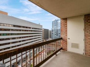 1805 Crystal Drive 1014S, Arlington VA 22202