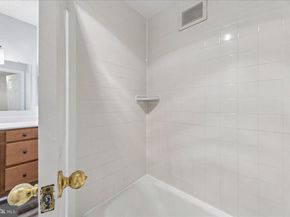 3701 S George Mason Drive 1604N, Falls Church VA 22041