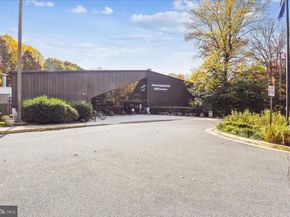 3701 S George Mason Drive 1604N, Falls Church VA 22041