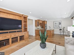 2600 12TH Street N, Arlington VA 22201