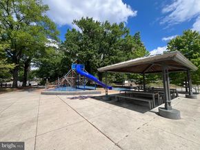 2600 12TH Street N, Arlington VA 22201