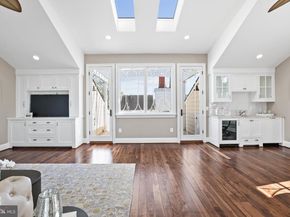 2600 12TH Street N, Arlington VA 22201